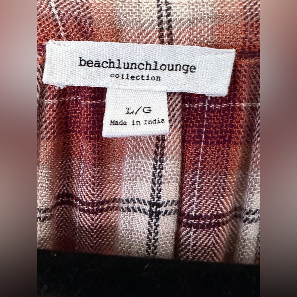 beachlunchlounge Plaid Button down Top - Picture 4 of 7